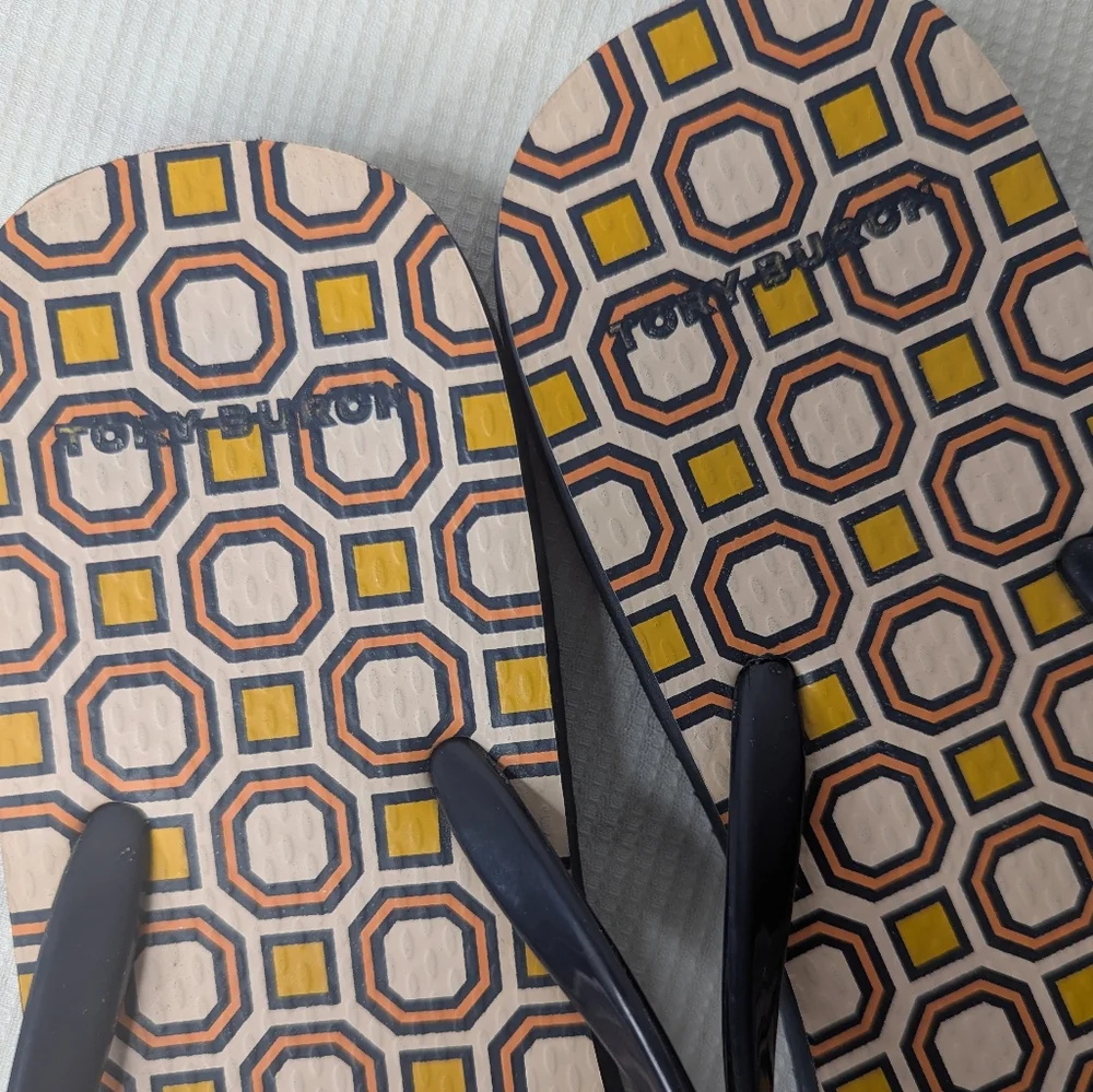 Tory Burch Geometric Multicolor Gold Logo Thong Sandals Flip Flops Women's 10